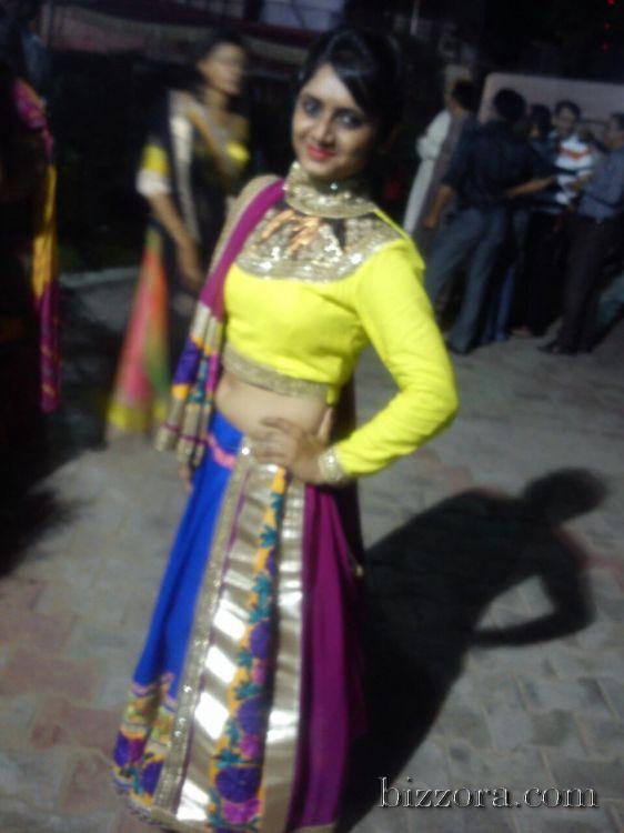 rent chaniya choli shop near me