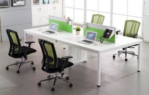 4 Seater Workstation with Soft Board Partition